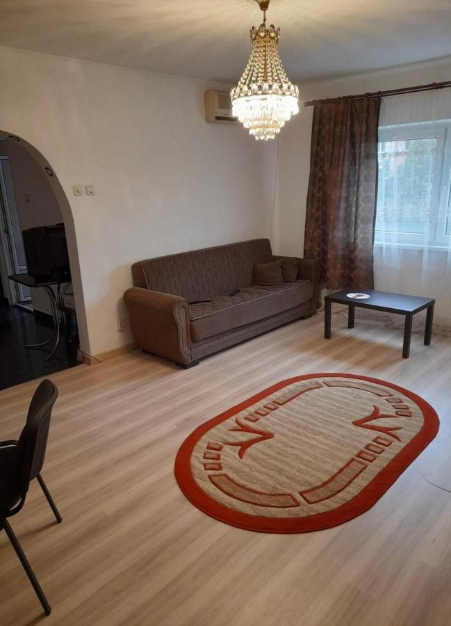 Ploiesti Ultracentral !!! Apartment Екстериор снимка